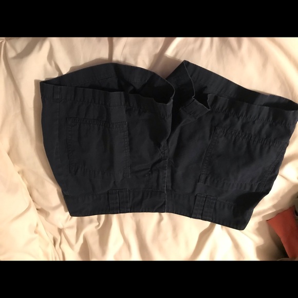 Too small - Picture 2 of 3